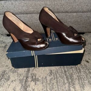 1940s brown heels